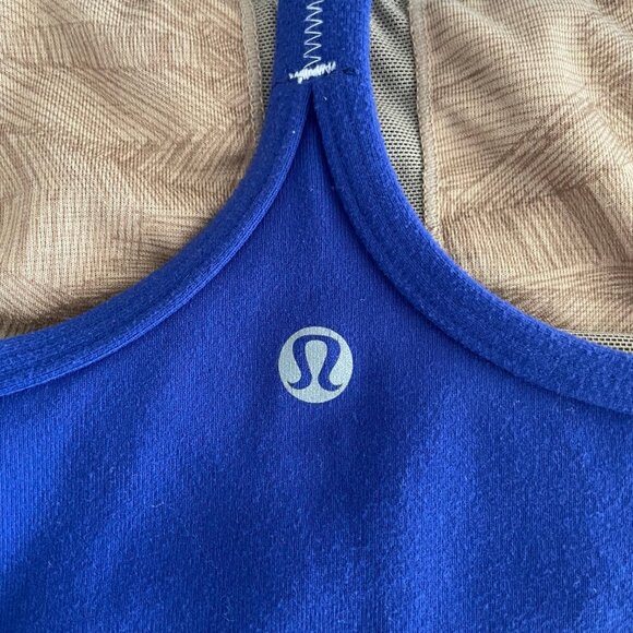 Lululemond Power Y Tank * Luon Light Yoga Workout Rback Top Blue Sz 6 - Picture 8 of 9